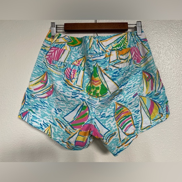 Lilly Pulitzer Sailboat Shorts - Picture 3 of 4